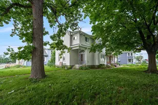 710 Ceape Ave, Oshkosh, WI 54901 - Photo 4