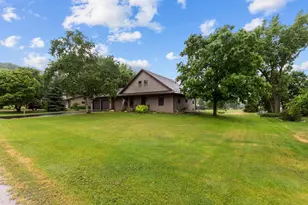 N7725 Palisades Trail, Sherwood, WI 54169 - Photo 2