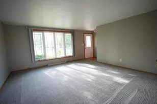 1238 Stine Way, De Pere, WI 54115 - Photo 6