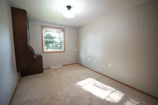 1238 Stine Way, De Pere, WI 54115 - Photo 12