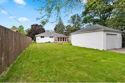 1727 30th Street, Two Rivers, WI 54241 - Photo 32