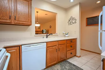 88 Spencer Village Court, Appleton, WI 54914 - Photo 14
