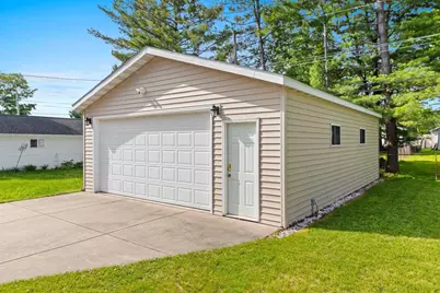 1253 Marian Lane, Green Bay, WI 54304 - Photo 30