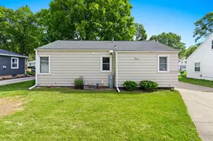 1253 Marian Ln, Green Bay, WI 54304 - Photo 28