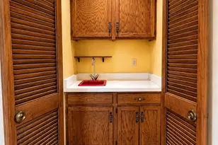 848 W South Park Ave, Oshkosh, WI 54902 - Photo 10