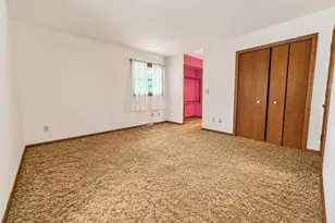 848 W South Park Ave, Oshkosh, WI 54902 - Photo 20