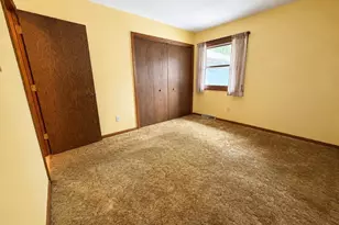 848 W South Park Ave, Oshkosh, WI 54902 - Photo 30