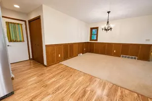 848 W South Park Ave, Oshkosh, WI 54902 - Photo 16