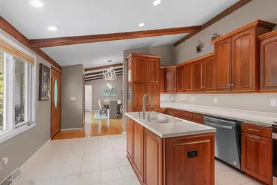 389 Sunlite Drive, Oneida, WI 54155 - Photo 4