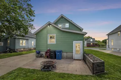 1054 Tyler Avenue, Oshkosh, WI 54902 - Photo 22