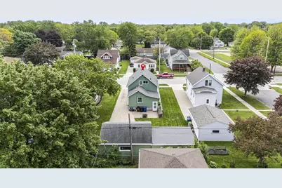 1054 Tyler Avenue, Oshkosh, WI 54902 - Photo 24