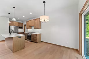 413 Carrie Lynn Ave, Algoma, WI 54201 - Photo 6