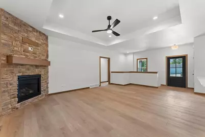 413 Carrie Lynn Avenue, Algoma, WI 54201 - Photo 4