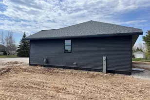 413 Carrie Lynn Ave, Algoma, WI 54201 - Photo 4