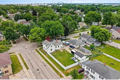907 Elmore Street, Green Bay, WI 54303 - Photo 14