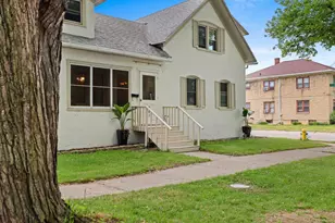 907 Elmore St, Green Bay, WI 54303 - Photo 6