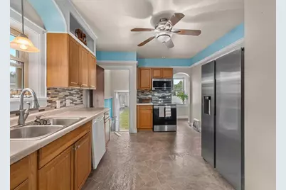 907 Elmore Street, Green Bay, WI 54303 - Photo 36