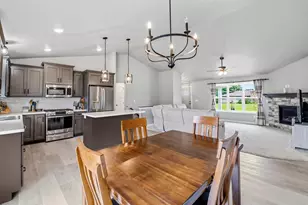511 Adams St, Oconto, WI 54153 - Photo 12
