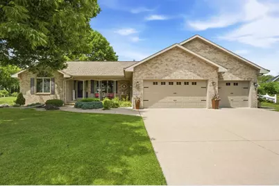205 Oak Knoll Court, Hortonville, WI 54944 - Photo 1
