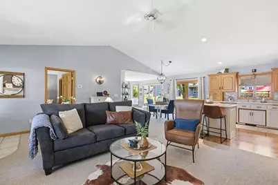 205 Oak Knoll Court, Hortonville, WI 54944 - Photo 12