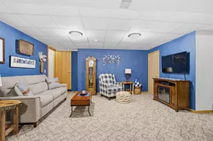 205 Oak Knoll Ct, Hortonville, WI 54944 - Photo 24