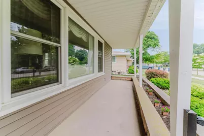 1947 McCurdy Street, Oshkosh, WI 54902 - Photo 2