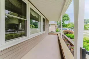 1947 Mc Curdy St, Oshkosh, WI 54902 - Photo 2