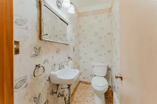 1947 Mc Curdy St, Oshkosh, WI 54902 - Photo 30
