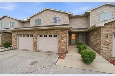 2127 Royal Crest Circle #3, Green Bay, WI 54311 - Photo 1