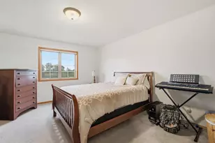 2127 Royal Crest Cir, Green Bay, WI 54311 - Photo 10