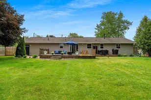 2542 Riverview Dr, Green Bay, WI 54313 - Photo 52
