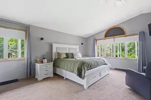 926 Millbrook Dr, Neenah, WI 54956 - Photo 12