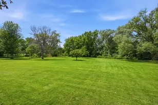 926 Millbrook Dr, Neenah, WI 54956 - Photo 40