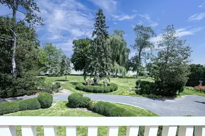 402 E Wisconsin Avenue, Neenah, WI 54956 - Photo 12