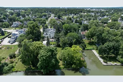 402 E Wisconsin Avenue, Neenah, WI 54956 - Photo 16