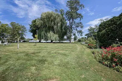 402 E Wisconsin Avenue, Neenah, WI 54956 - Photo 20