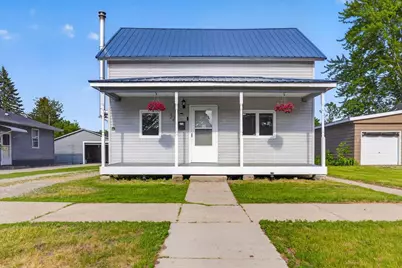 326 S Ellis Avenue, Peshtigo, WI 54157 - Photo 2