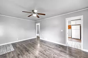 1160 12th Ave, Green Bay, WI 54304 - Photo 4