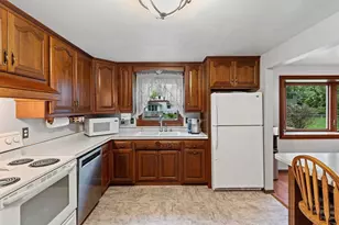 241 Scout Way, De Pere, WI 54115 - Photo 12