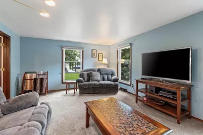 241 Scout Way, De Pere, WI 54115 - Photo 4
