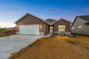 3110 Lazy Oak Dr, Green Bay, WI 54311 - Photo 1