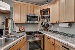 1001 S Lawe St, Appleton, WI 54915 - Photo 14
