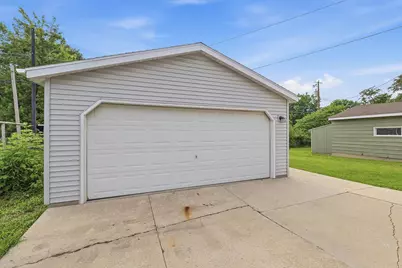 1115 Michigan Avenue, North Fond du Lac, WI 54937 - Photo 16