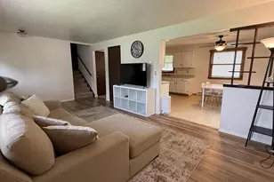 1021 Claude St, Menasha, WI 54952 - Photo 6