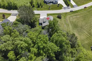 W7574 Cross Country Ln, Hortonville, WI 54944 - Photo 56