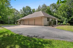425 Hill Haven Ct, Little Suamico, WI 54141 - Photo 72