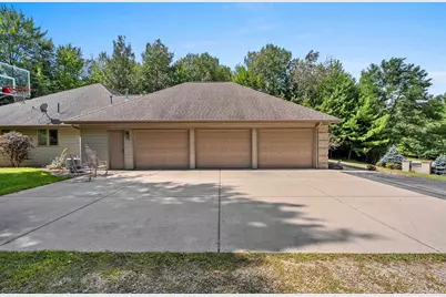 425 Hill Haven Court, Little Suamico, WI 54141 - Photo 72