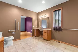 111 Regent Pl, Neenah, WI 54956 - Photo 28