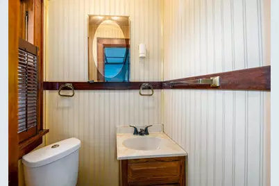 318 Hudson Avenue, Oshkosh, WI 54900 - Photo 8