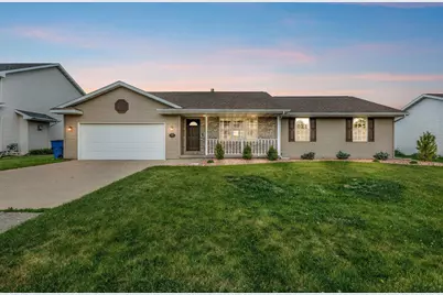 1085 Grassymeadow Lane, Menasha, WI 54952 - Photo 2